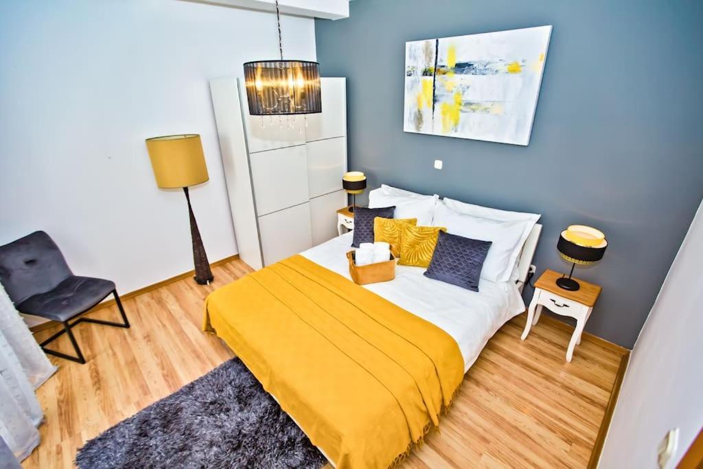 Apartman Tino With Two Sunny Terace Hvar Town
