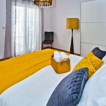 Apartman Tino With Two Sunny Terace Hvar Town Exteriör bild