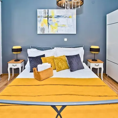 Apartman Tino With Two Sunny Terace Hvar Town Exteriör bild